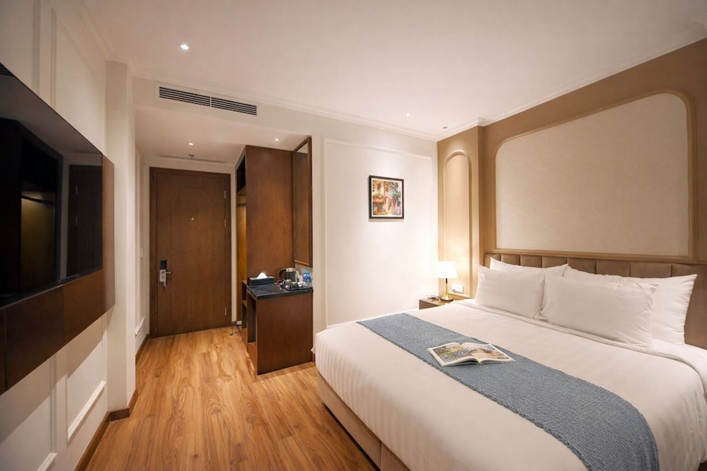 expedia-3163099-12