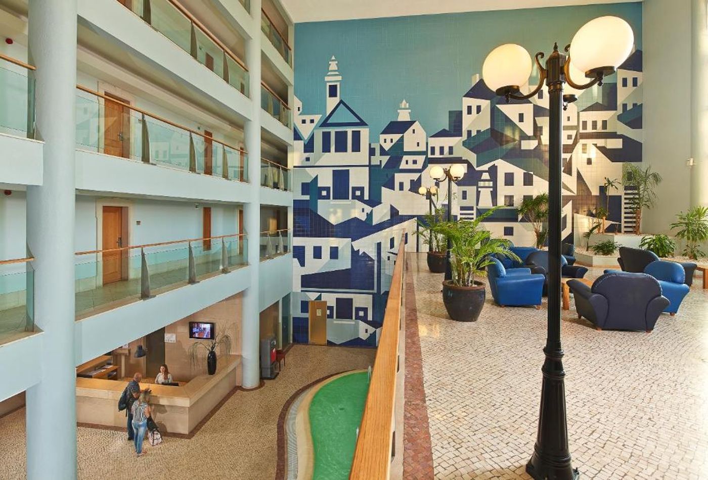 20.04.26  Balaia Plaza