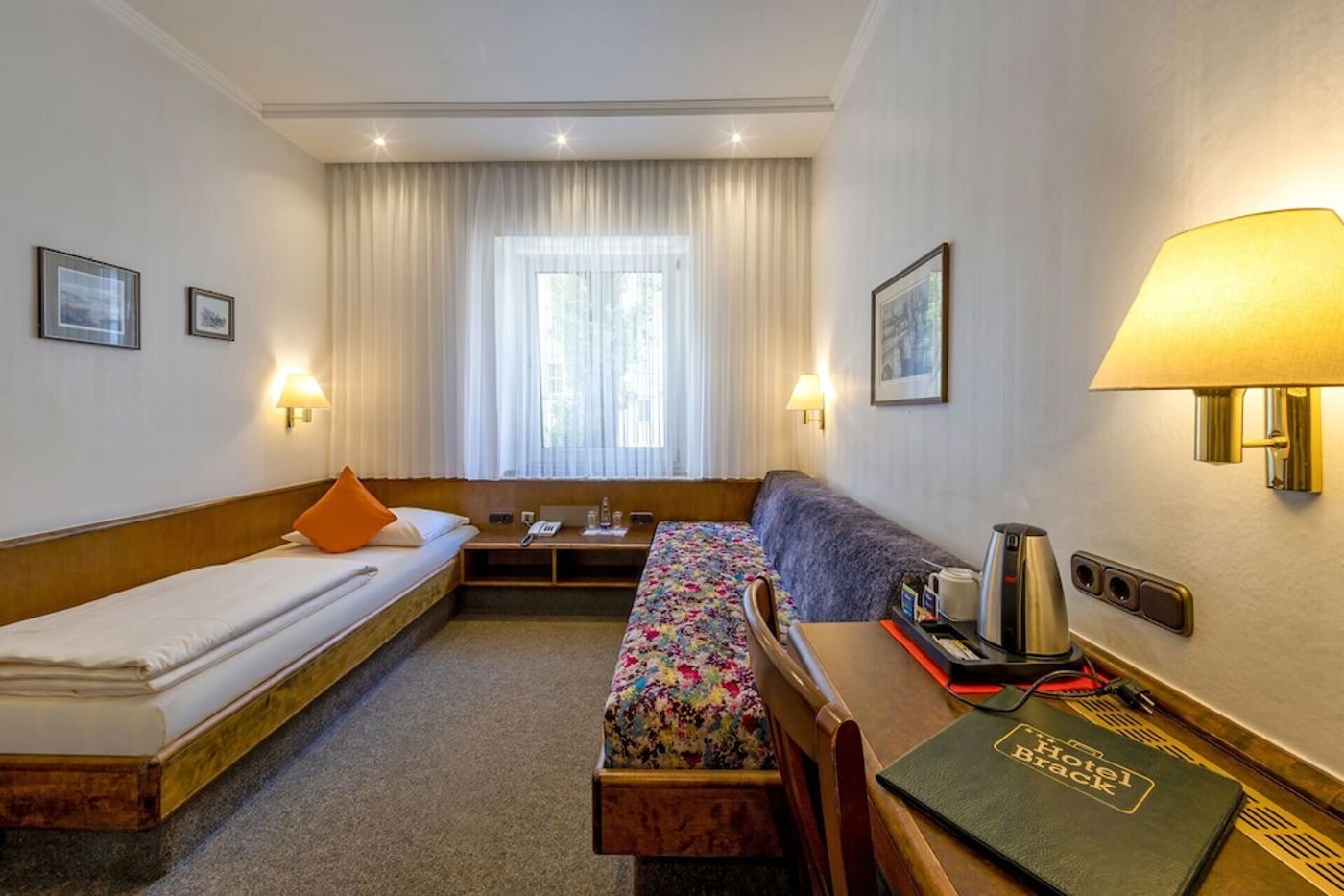 expedia-3163238-8