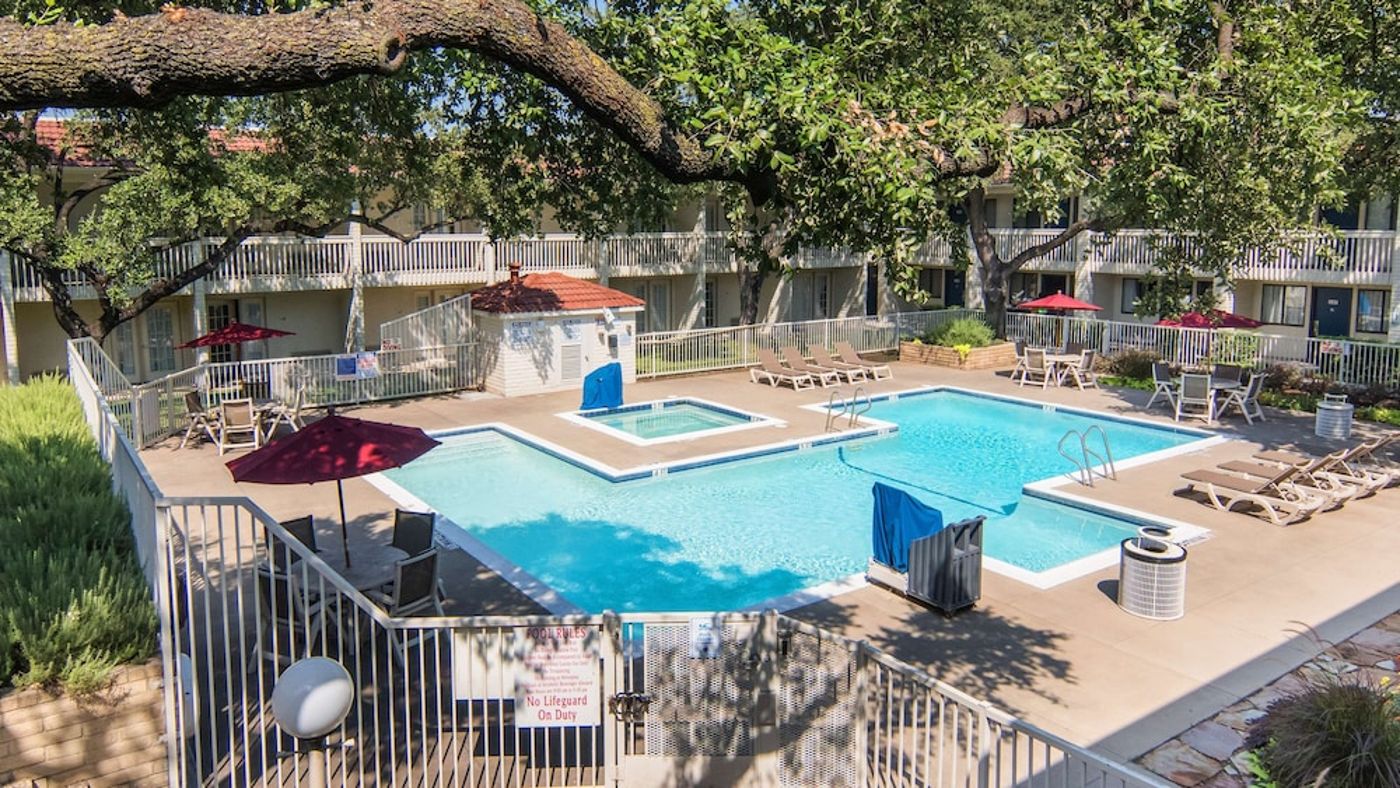 expedia-3159166-6
