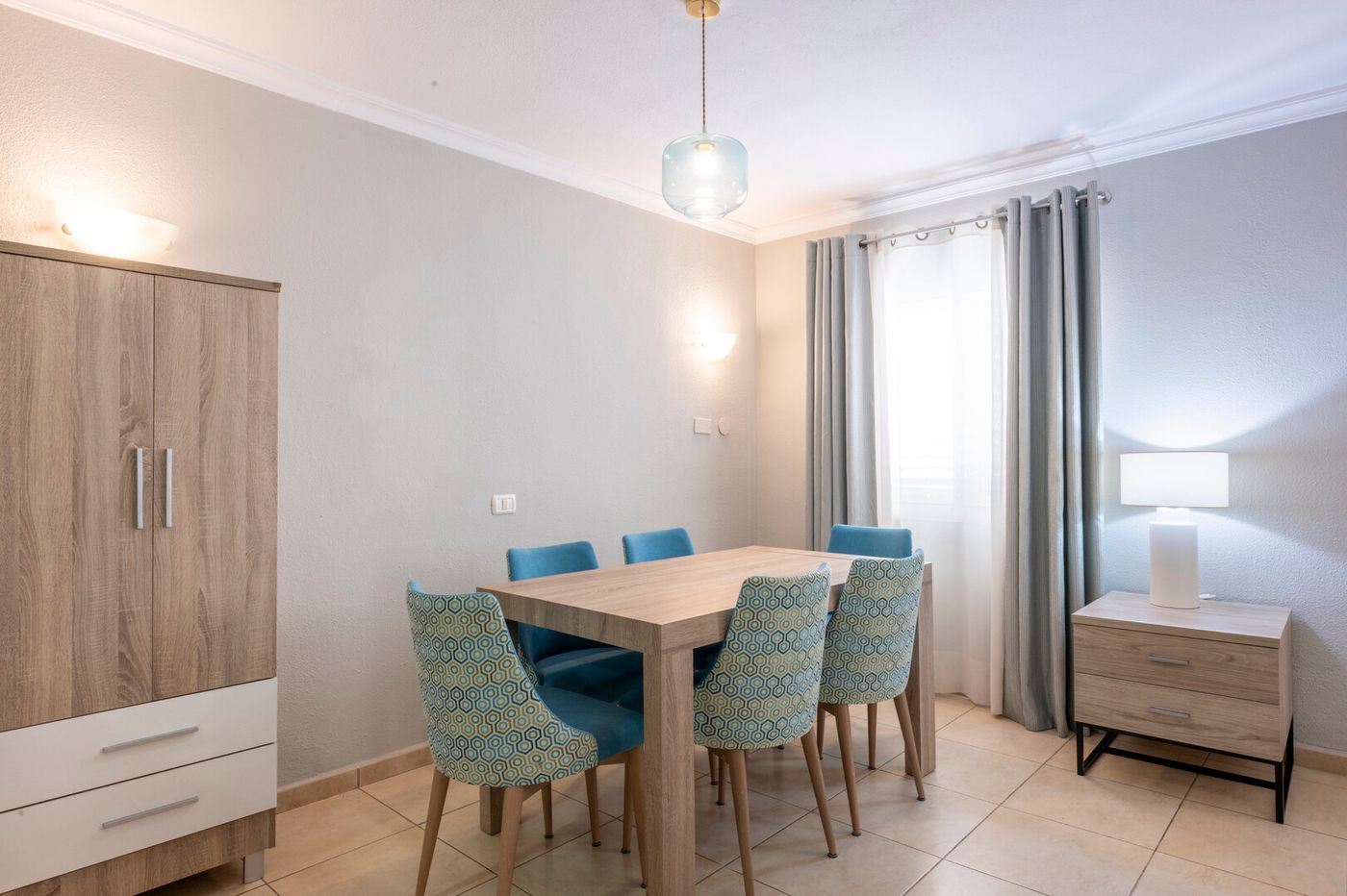 10.02.26 ONA Los Claveles