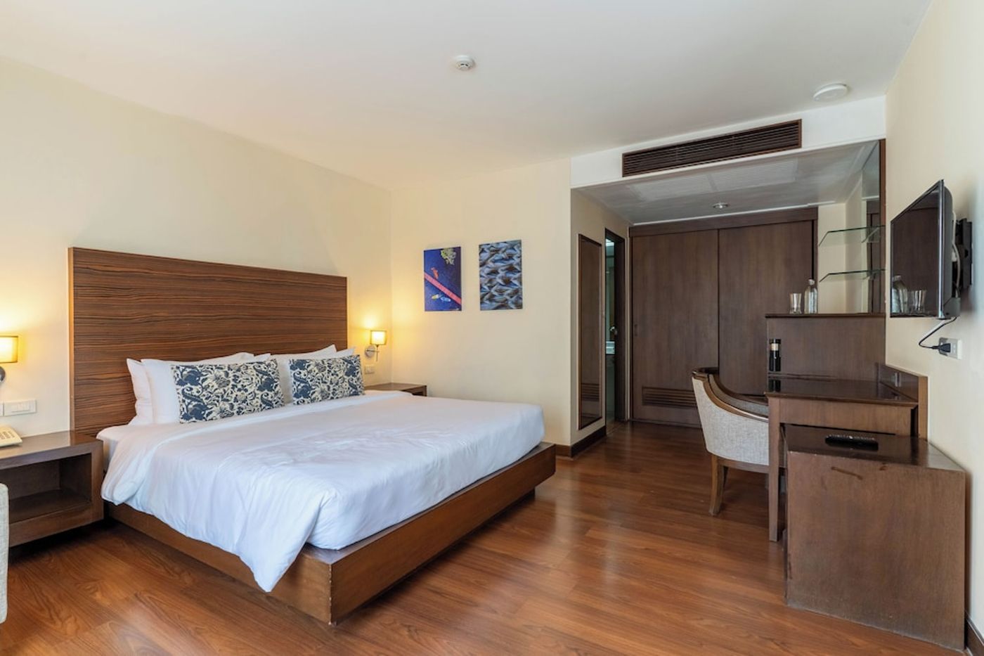 expedia-3162791-26