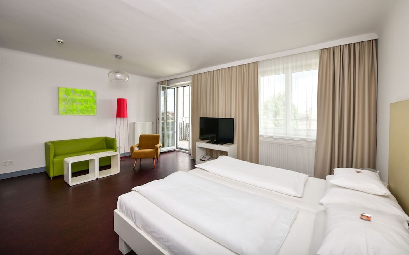 expedia-3162020-1