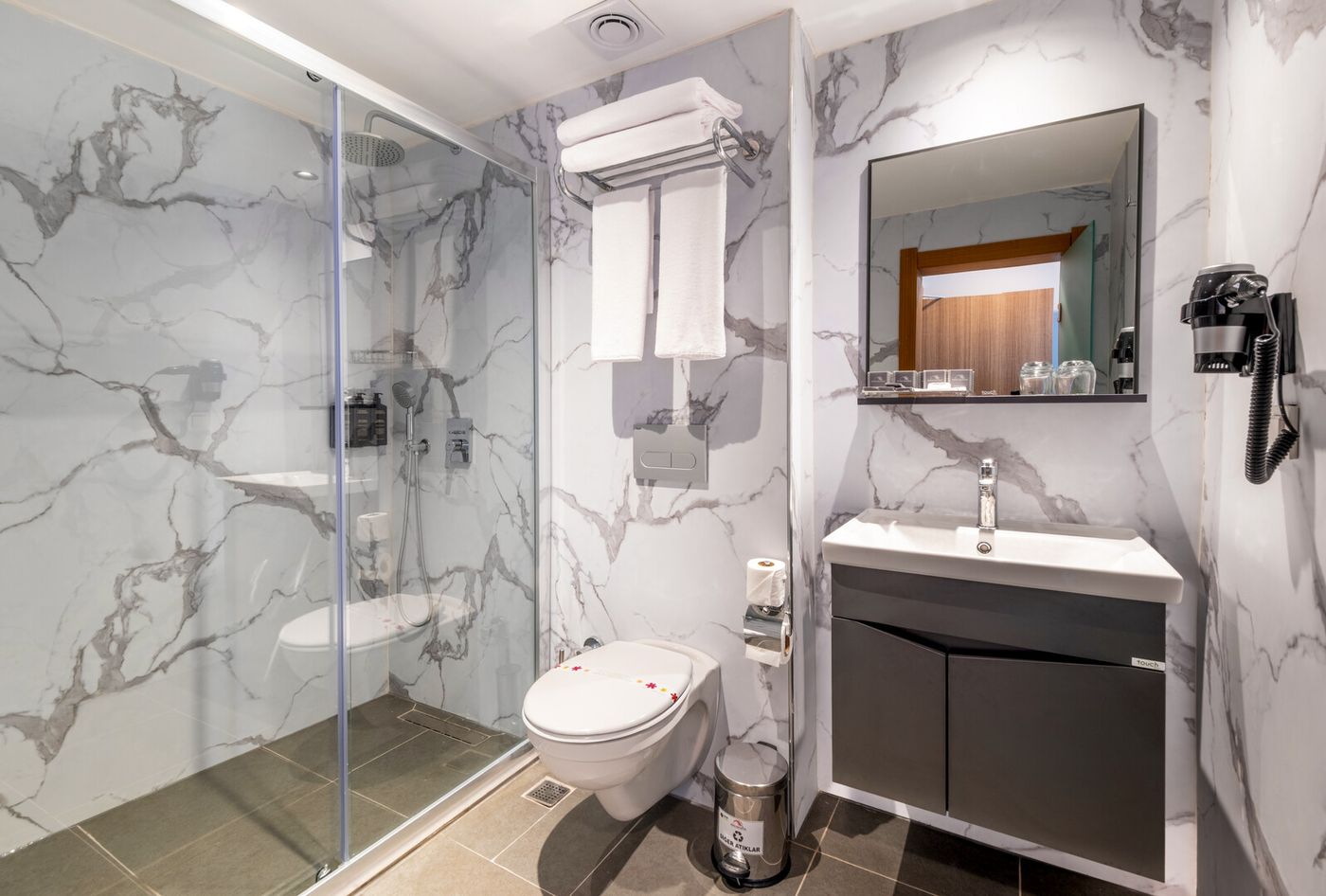 Nova Life Hotel