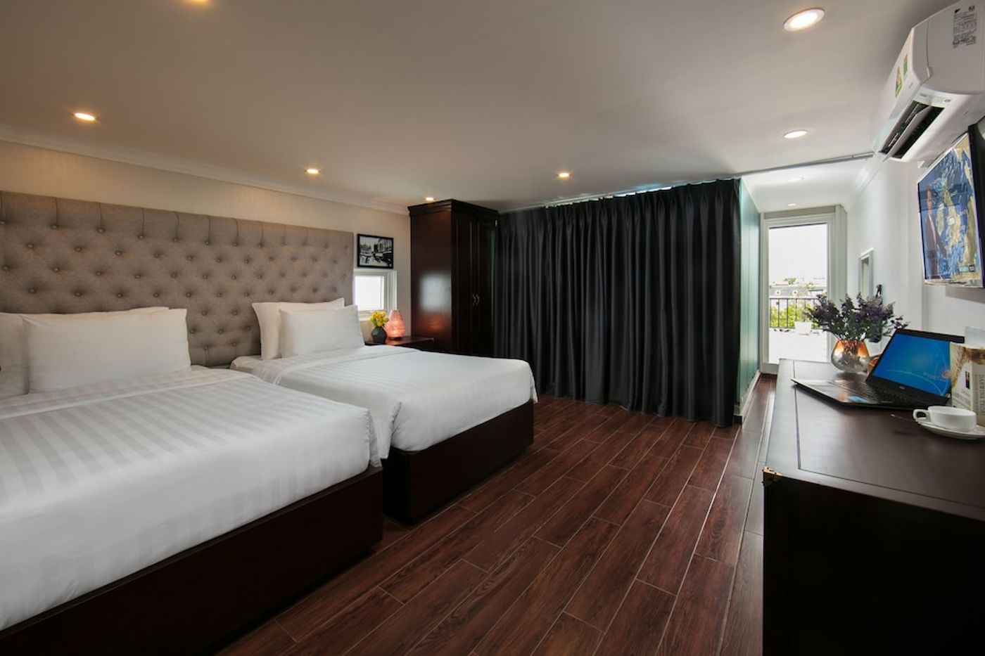 expedia-3161763-24