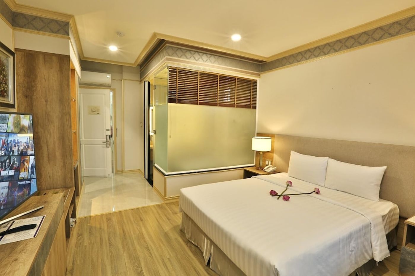 expedia-3163156-26