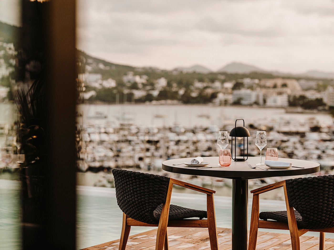 12.08.26 Aguas de ibiza