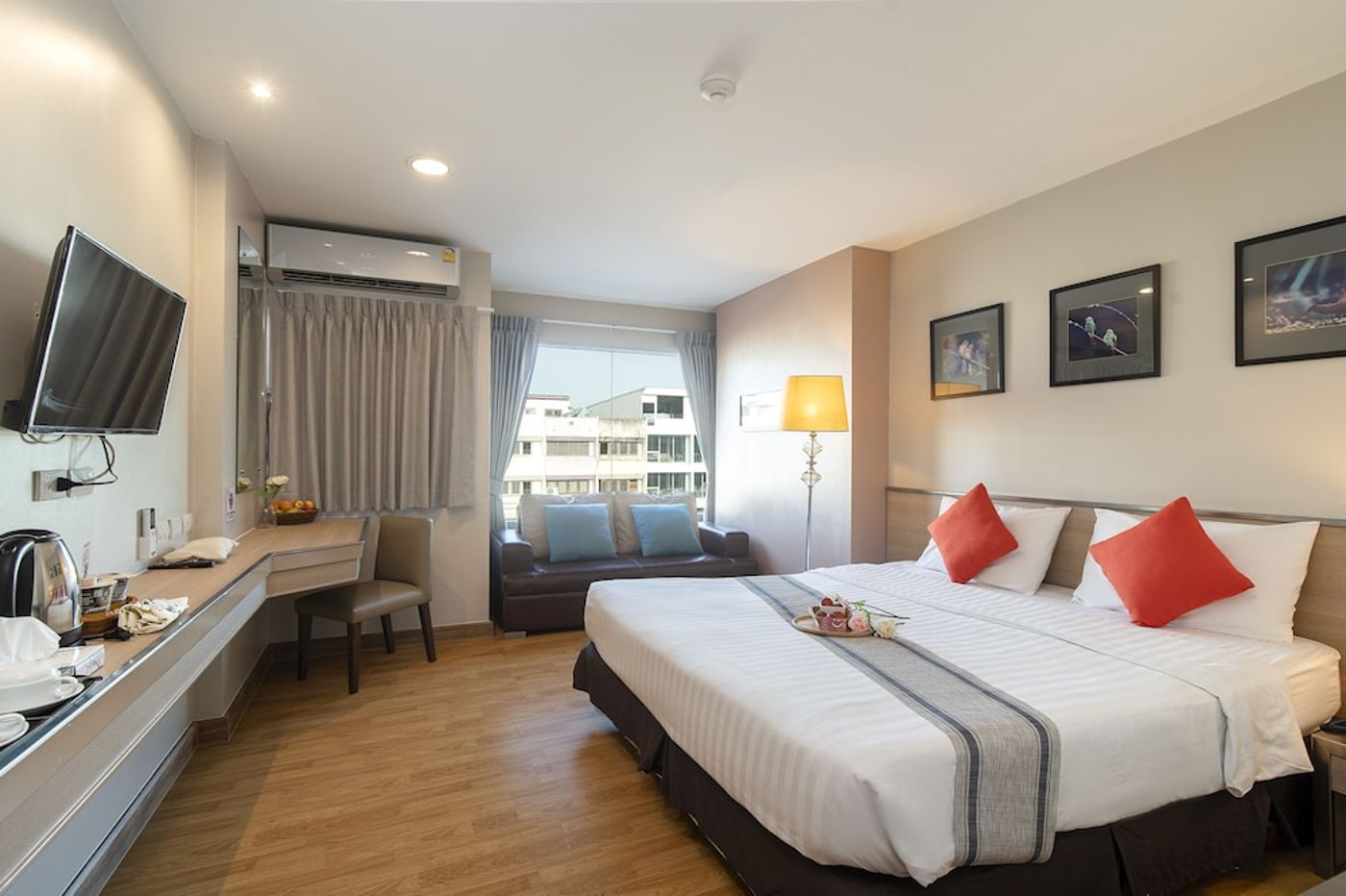 expedia-3165295-1