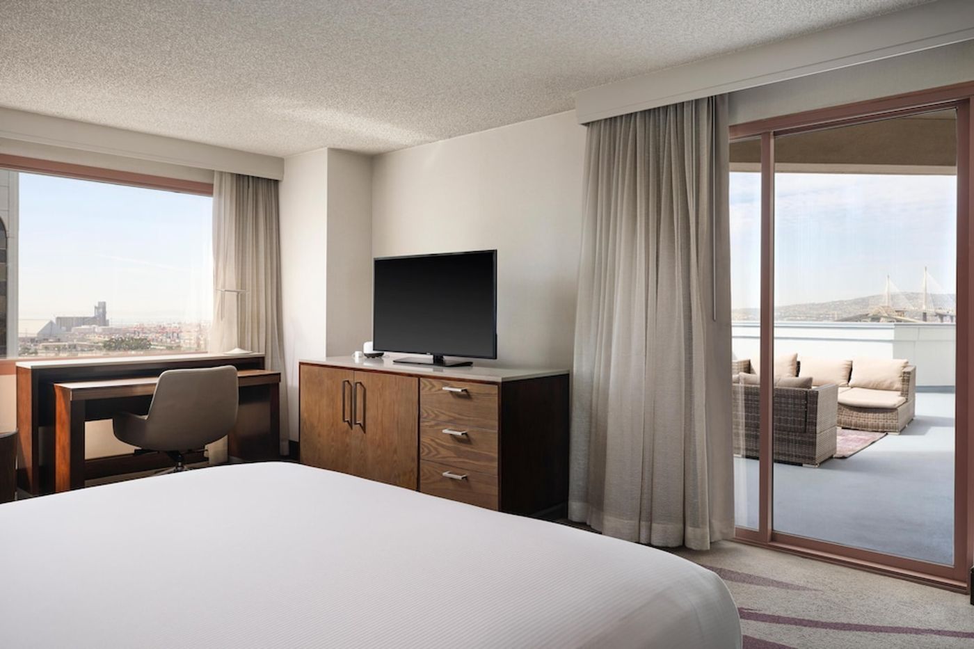 expedia-3158706-6