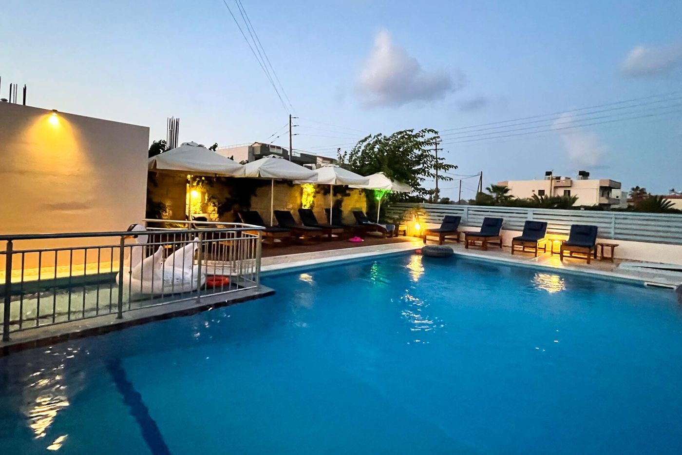 Blue Sky Hotel Apartments