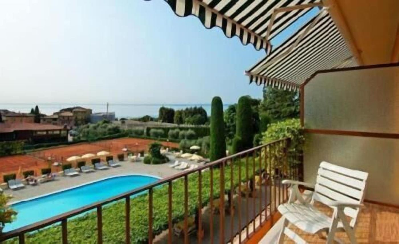expedia-3166432-2