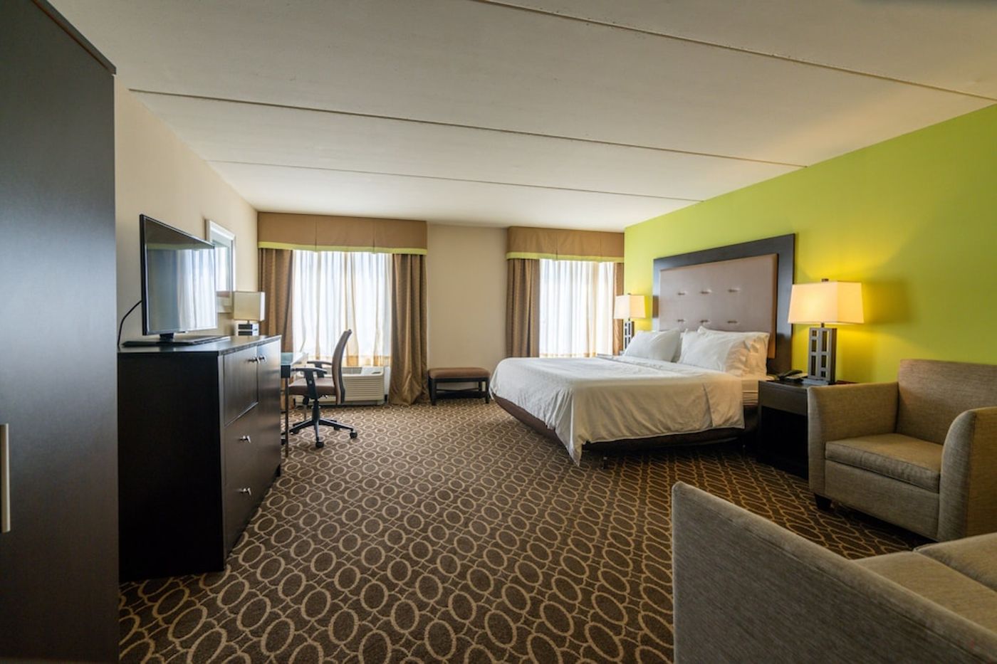 expedia-3160981-26