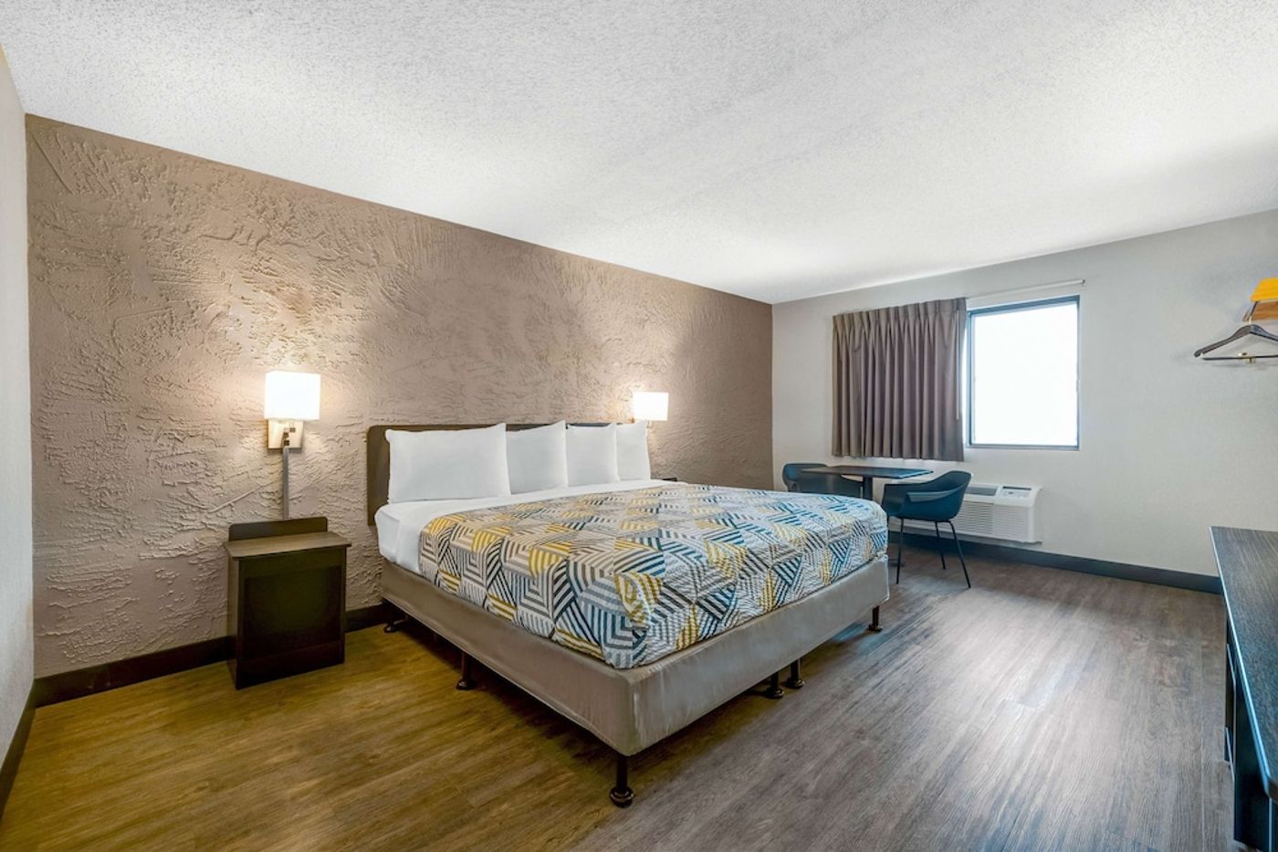 expedia-3159441-23
