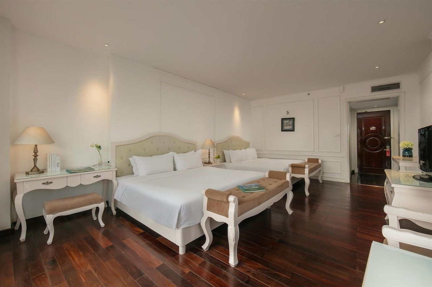 expedia-3163072-6