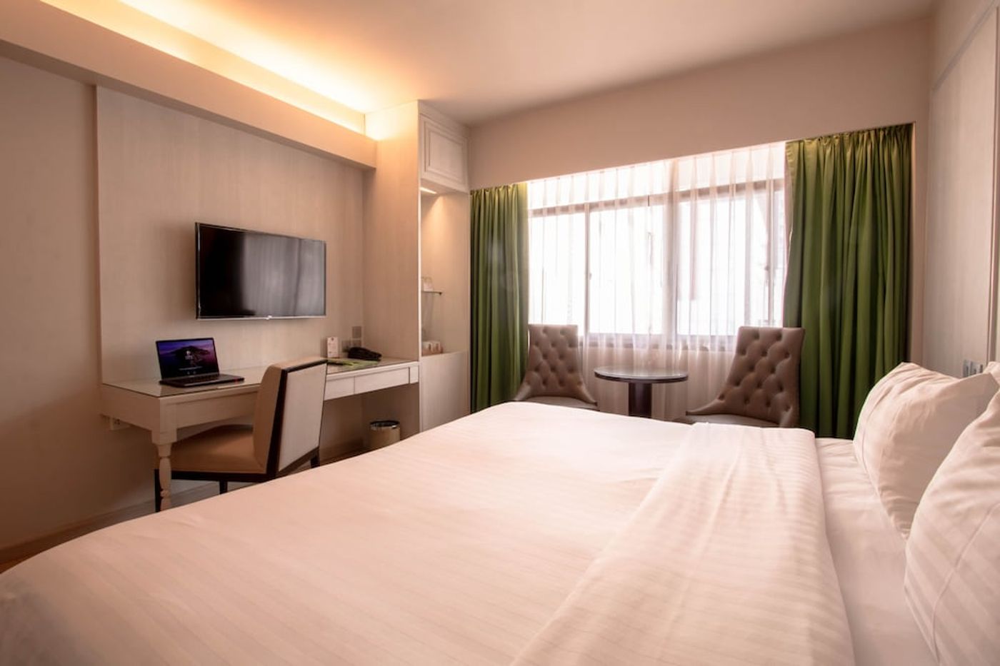 expedia-3162897-22