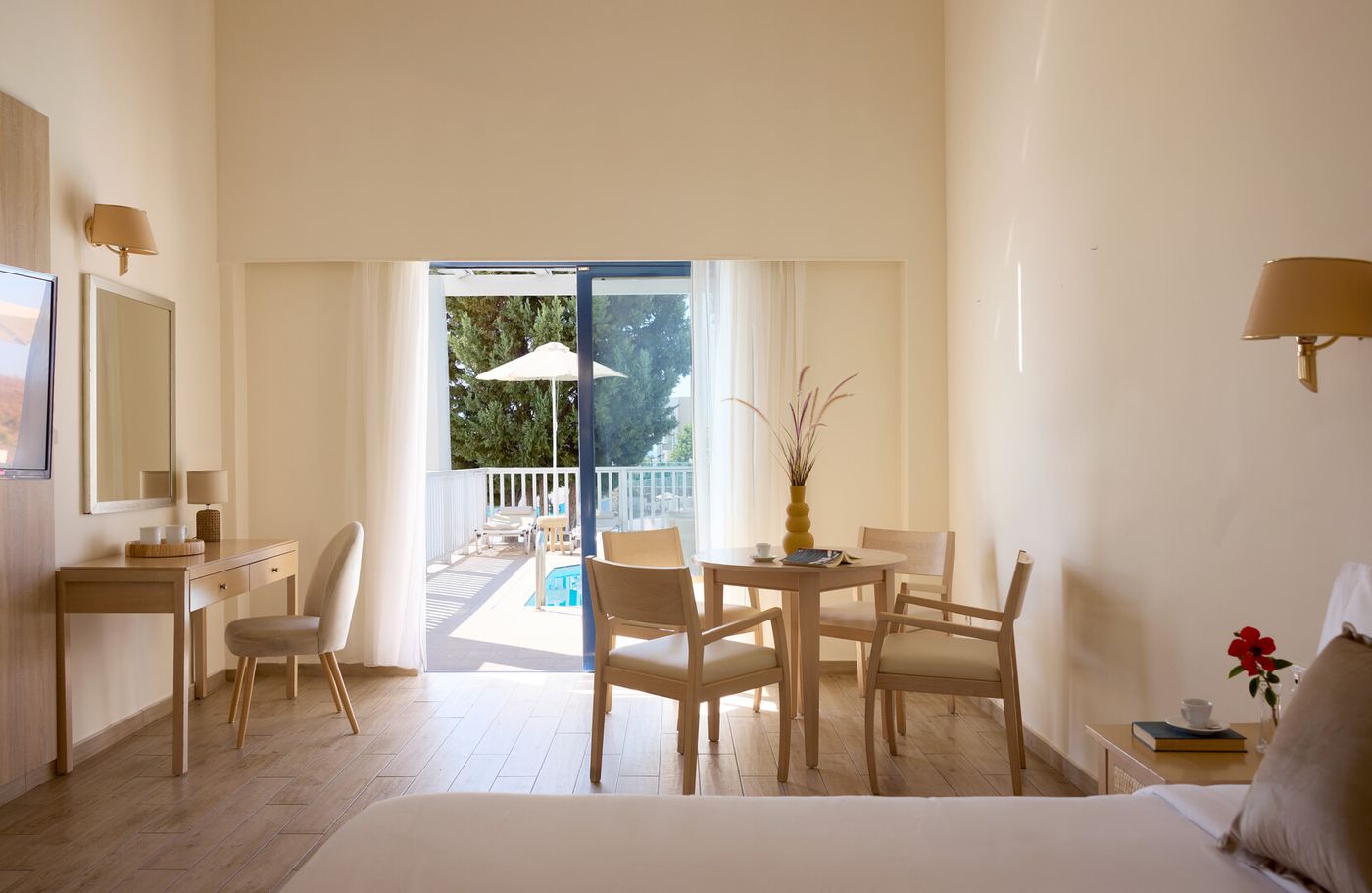 Kiotari Miraluna Beach Resort