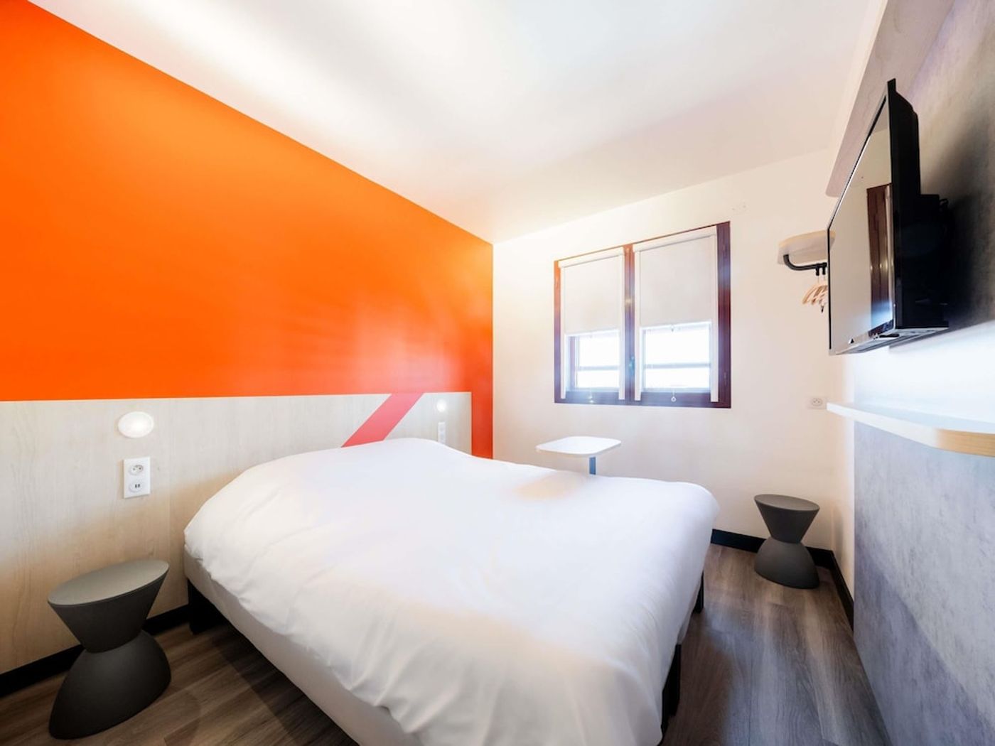 expedia-3164727-28