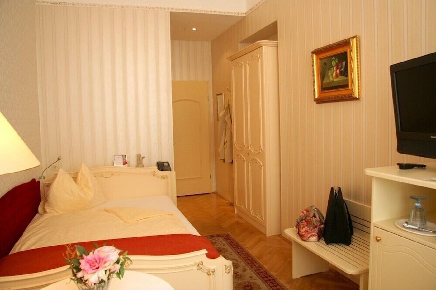 expedia-3164690-15