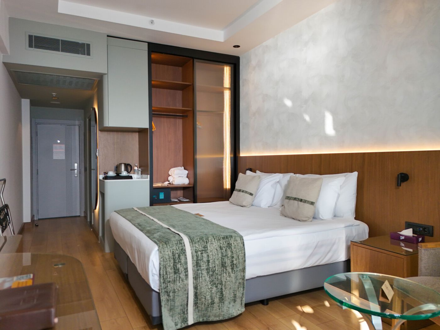 Korumar Deluxe Hotel