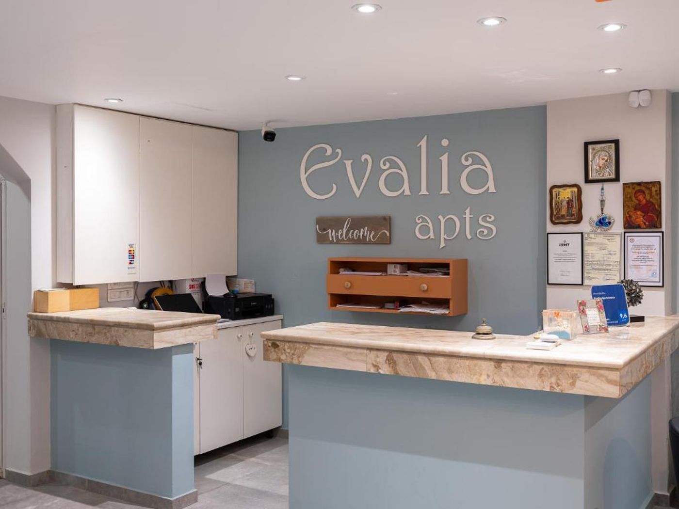 Evalia Apts