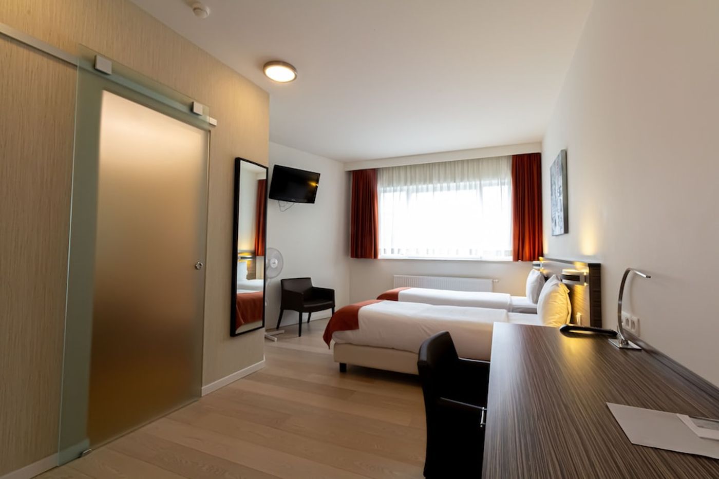 expedia-3157245-25