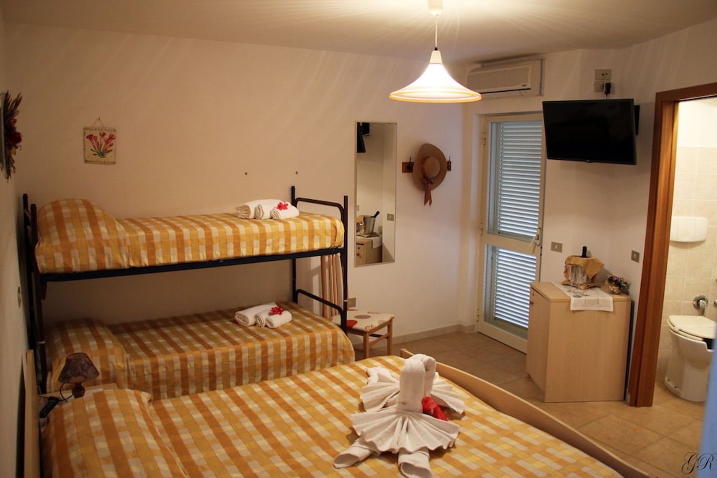 expedia-3166759-21