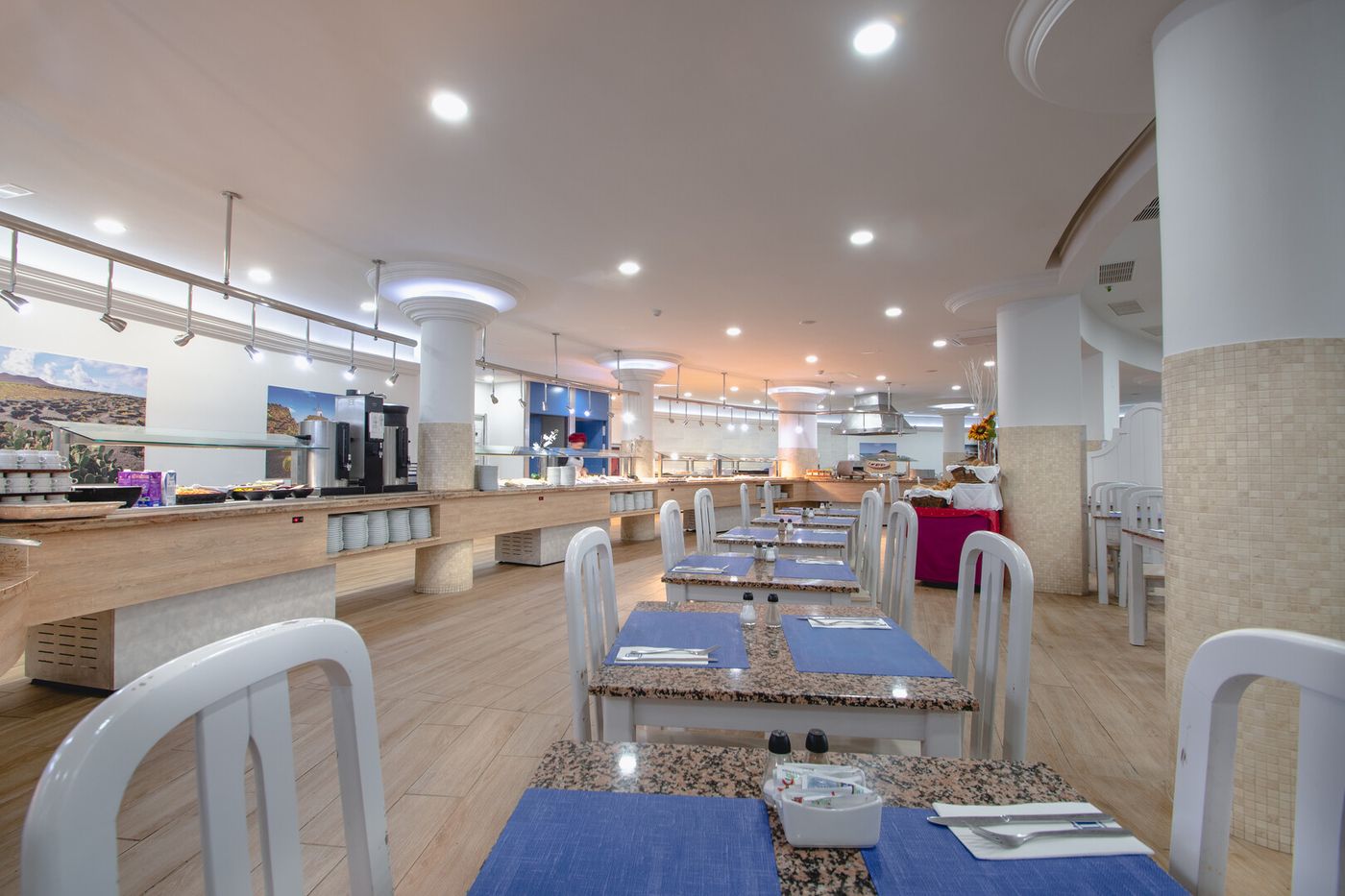 21.01.26 HL Paradise Island