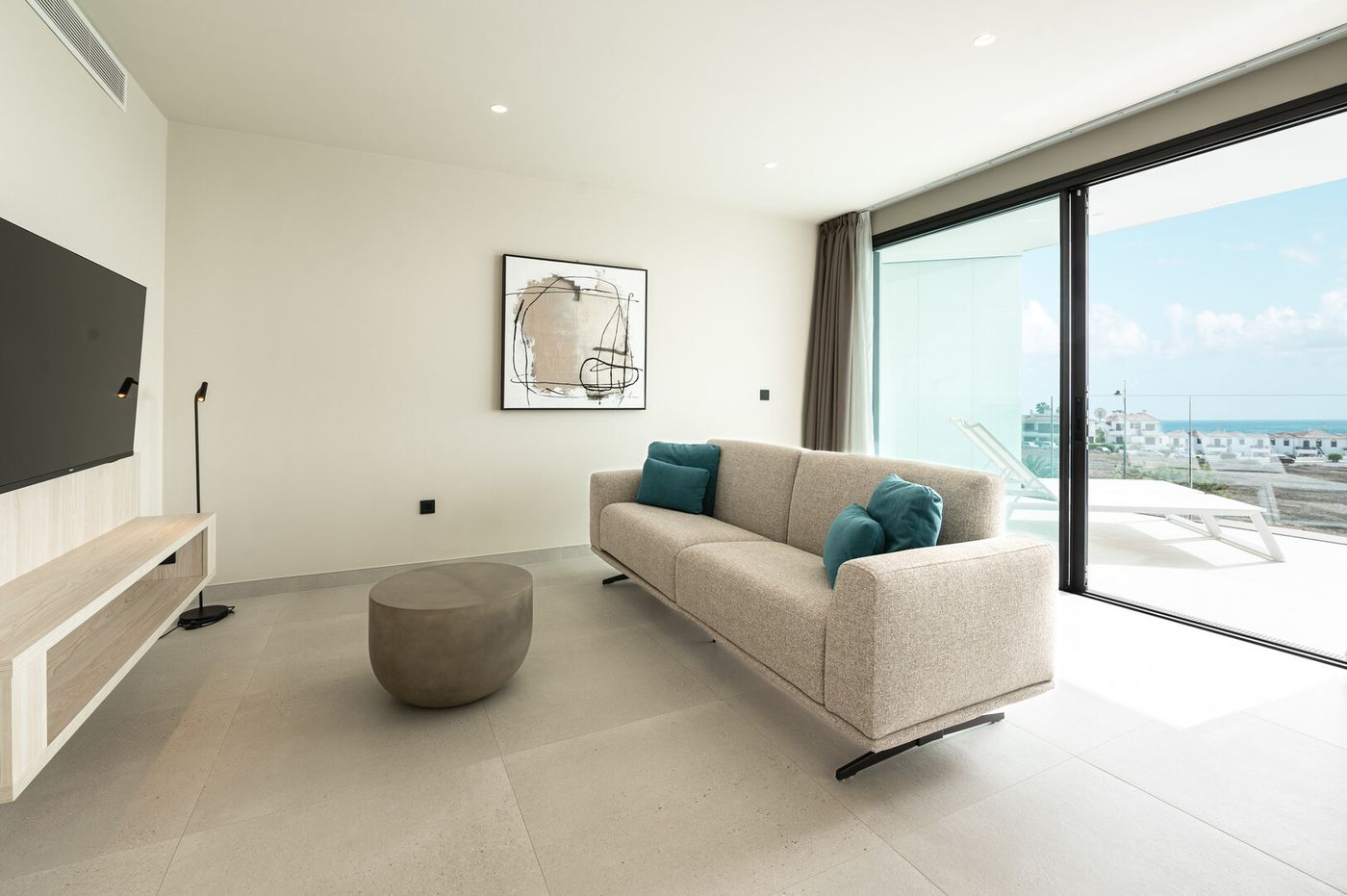 31.03.26 Hotel Amarilla Golf Residences