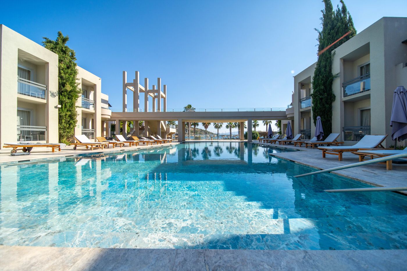 Ambrosia Hotel