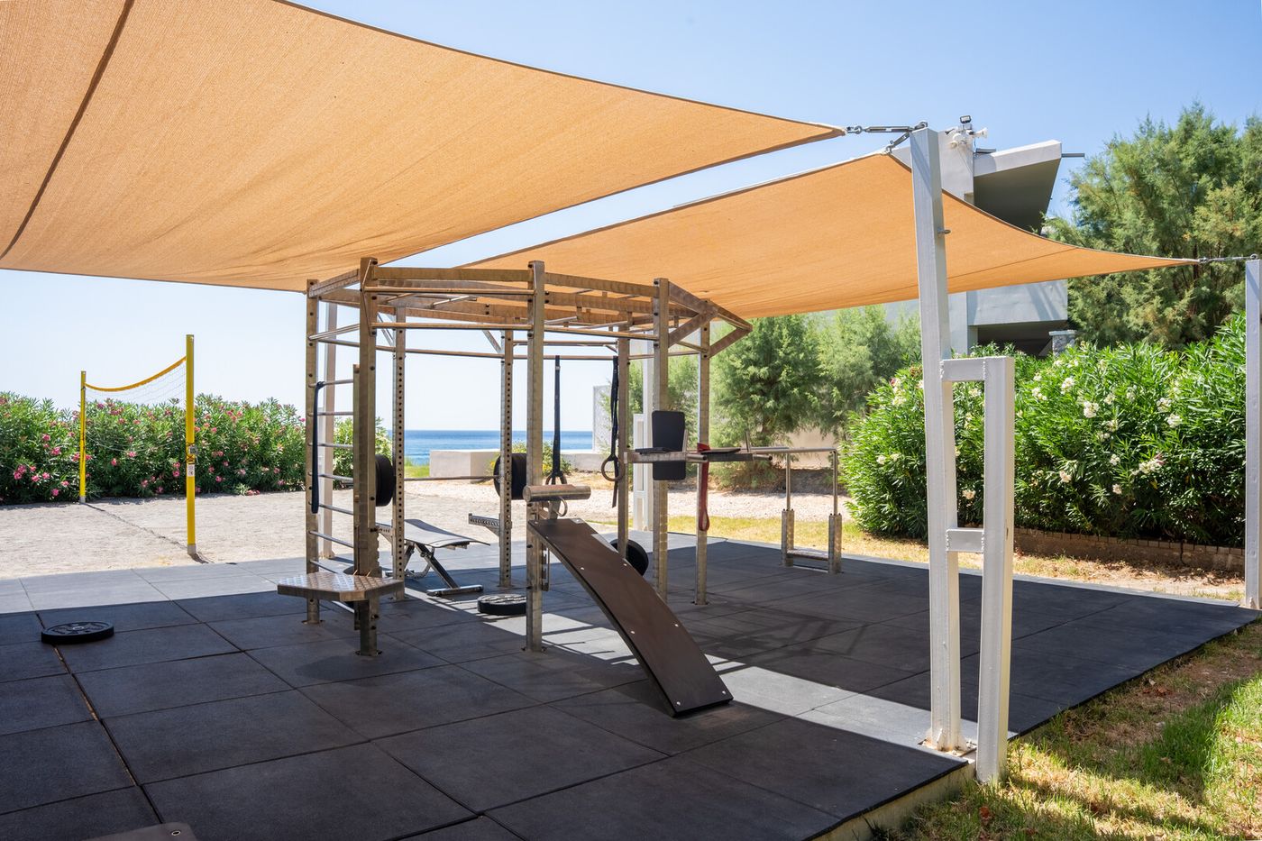 Paralos Rodos Lifestyle