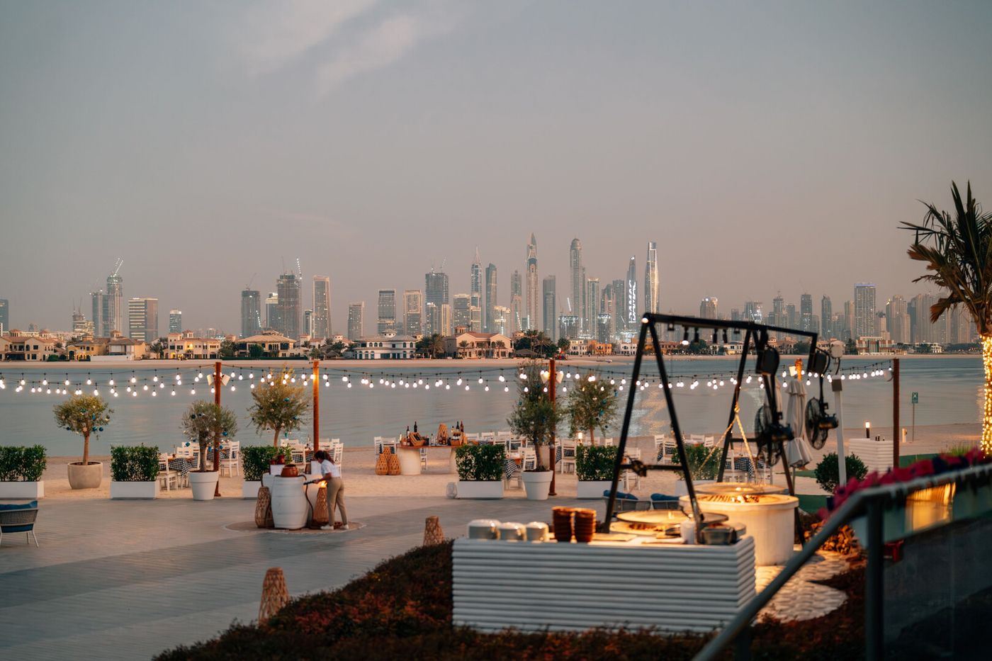 Th8 Palm Dubai Beach Resort 02.03