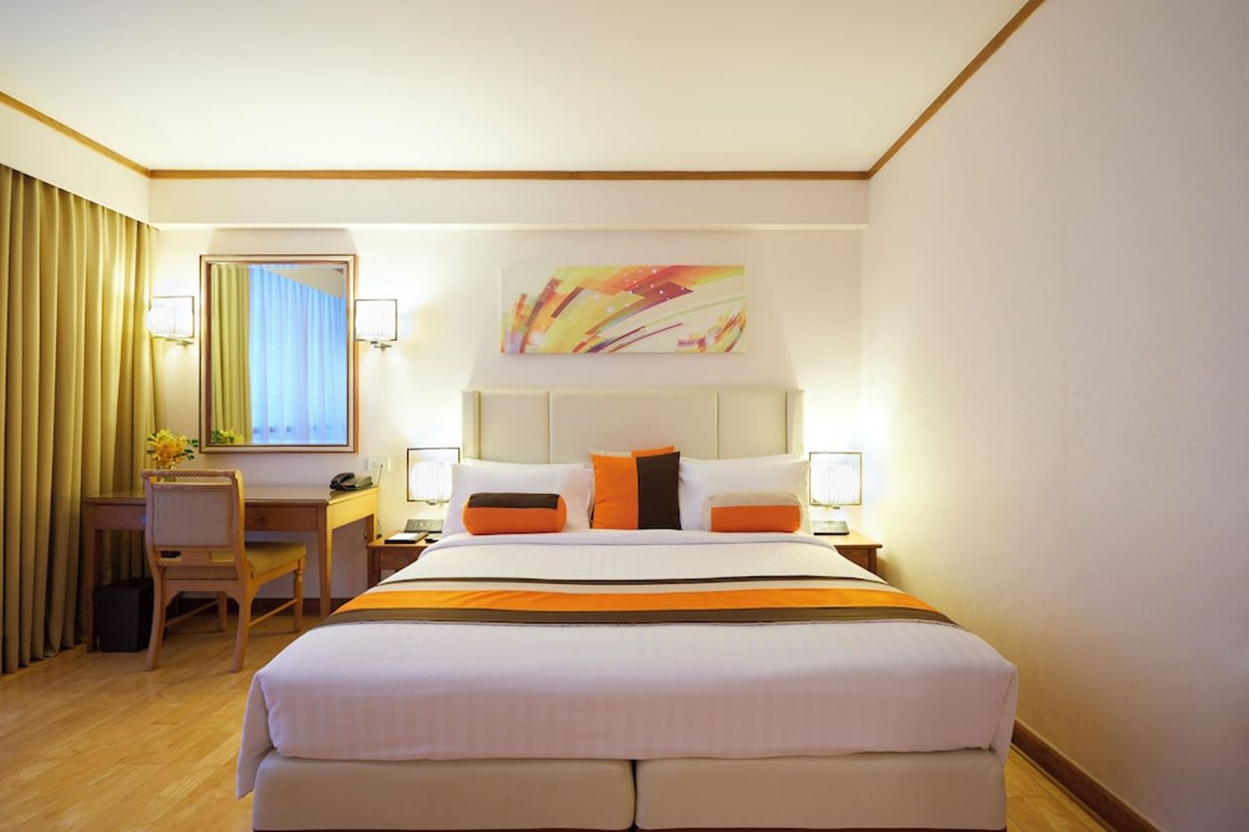 expedia-3162865-16