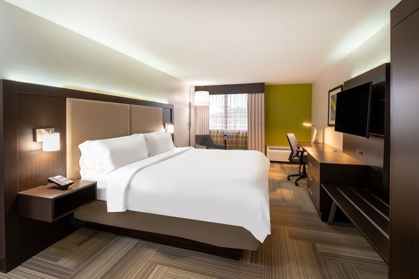 expedia-3161044-24