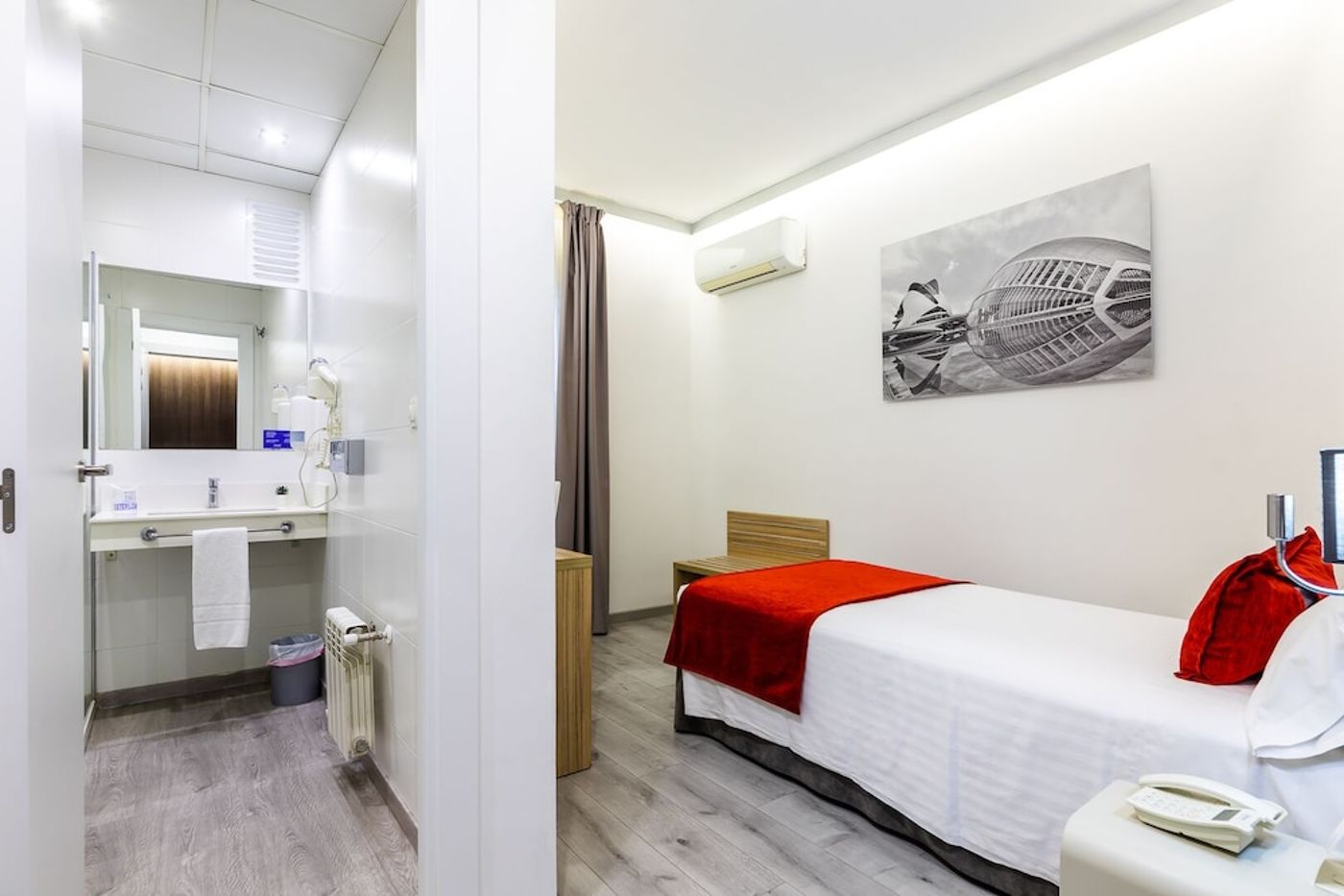 expedia-3159671-27