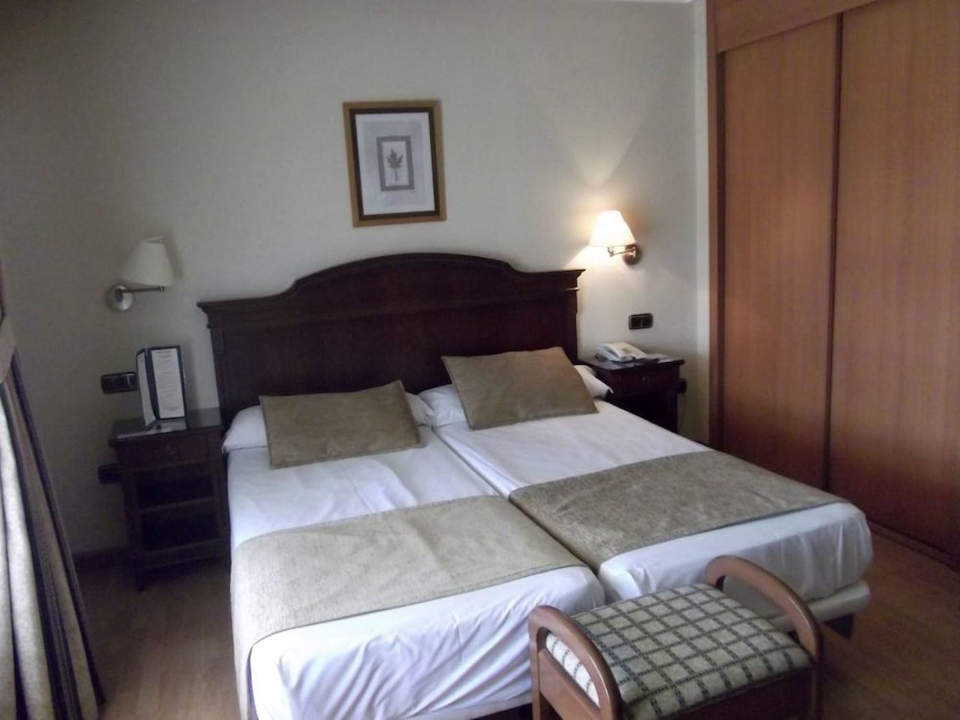 expedia-3159679-12