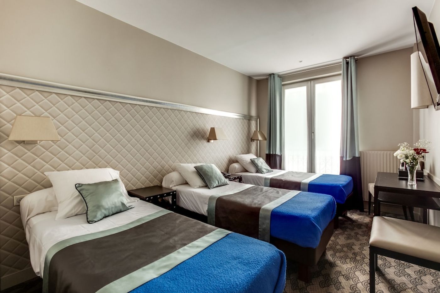 expedia-3163767-25