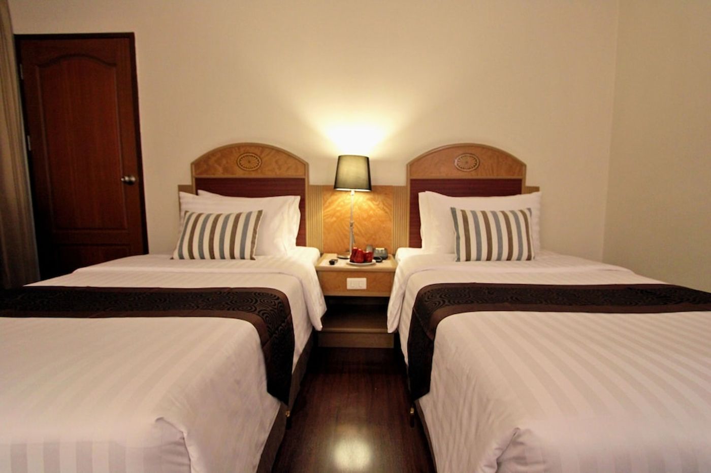 expedia-3164133-25