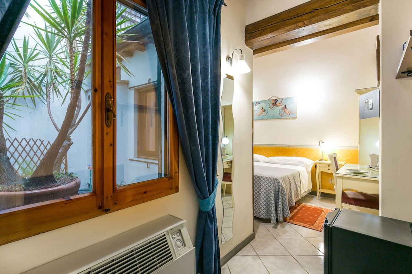 expedia-3160576-7