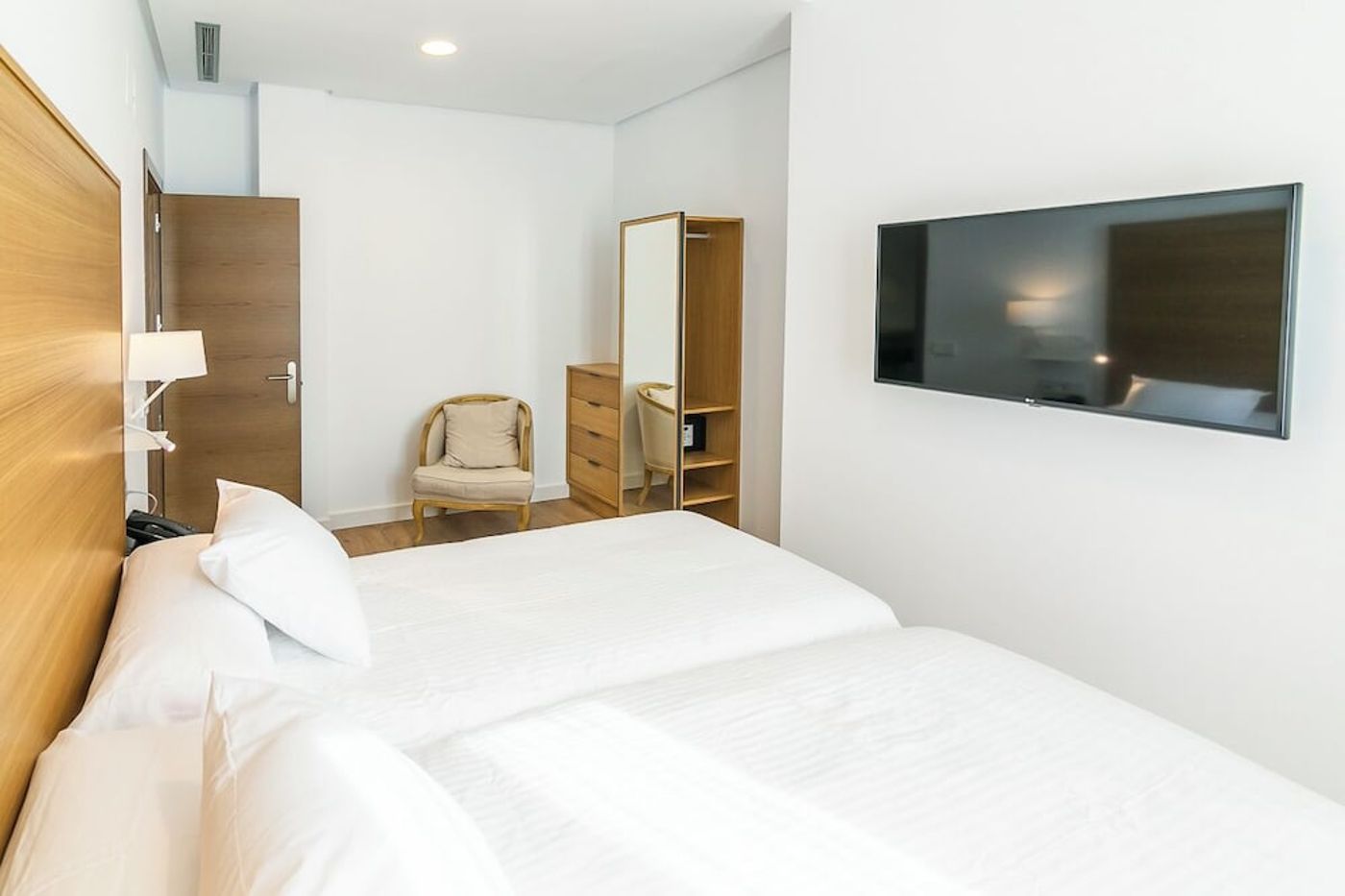 expedia-3158993-24