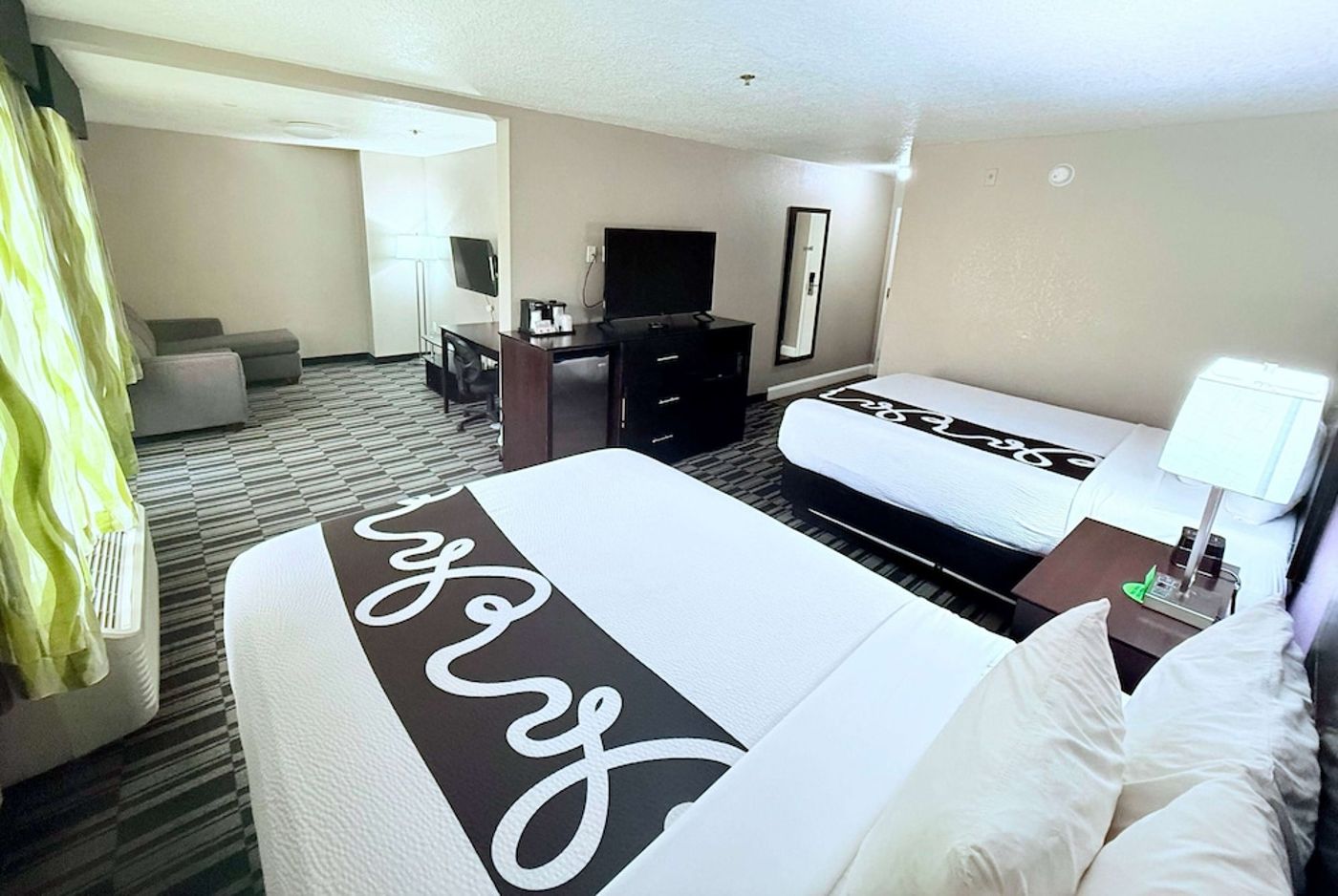 expedia-3166742-11
