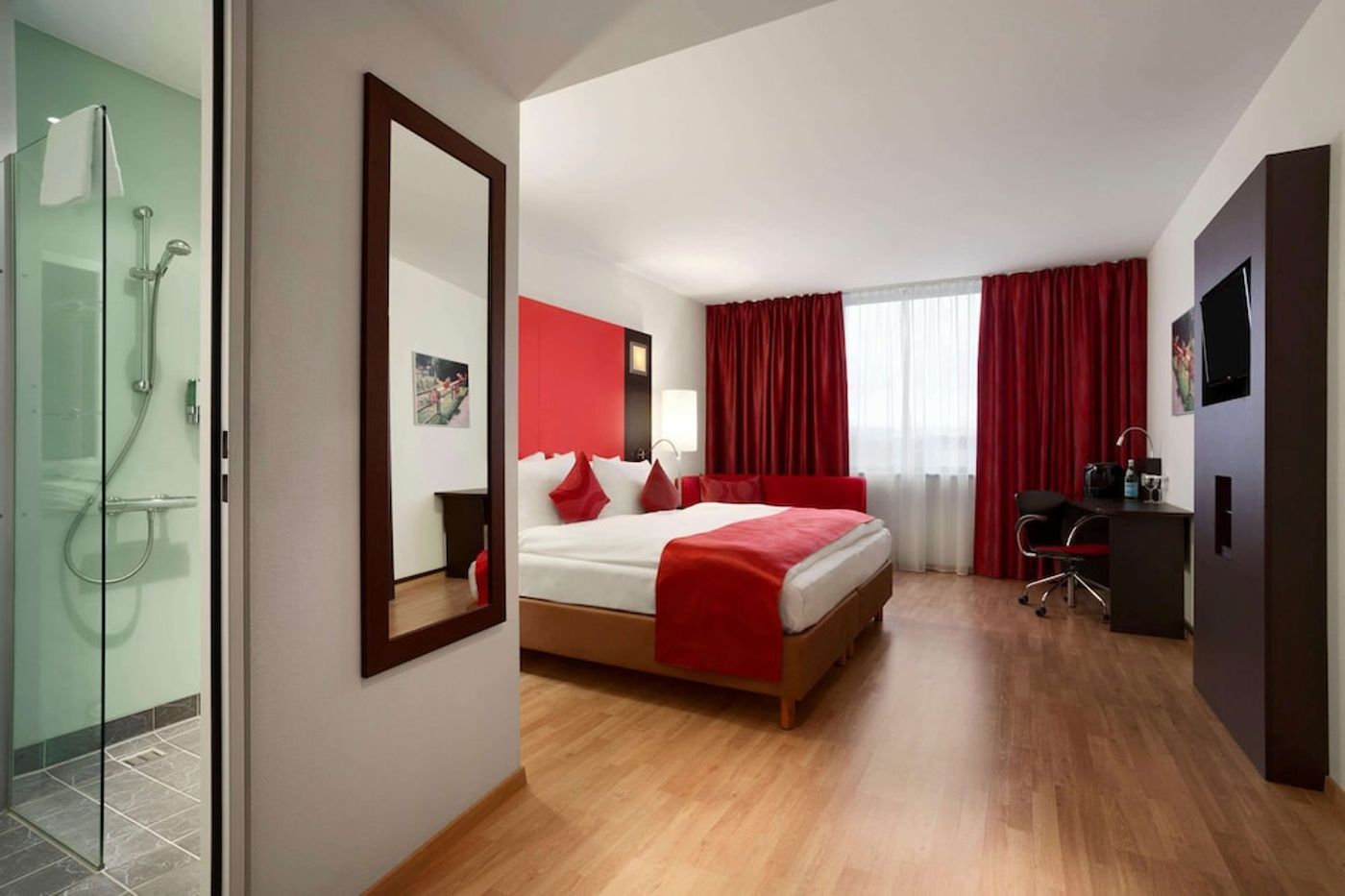 expedia-3116772-12