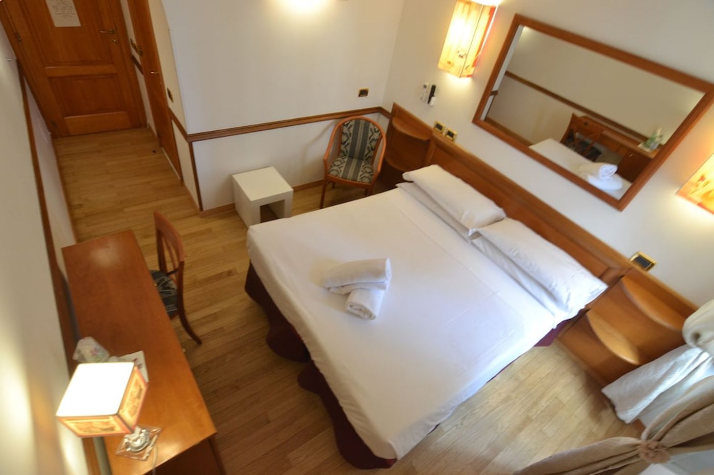 expedia-3163348-24