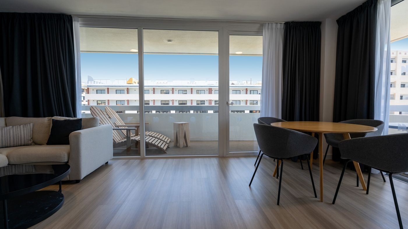 24.03.26 Coral Suite & Spa