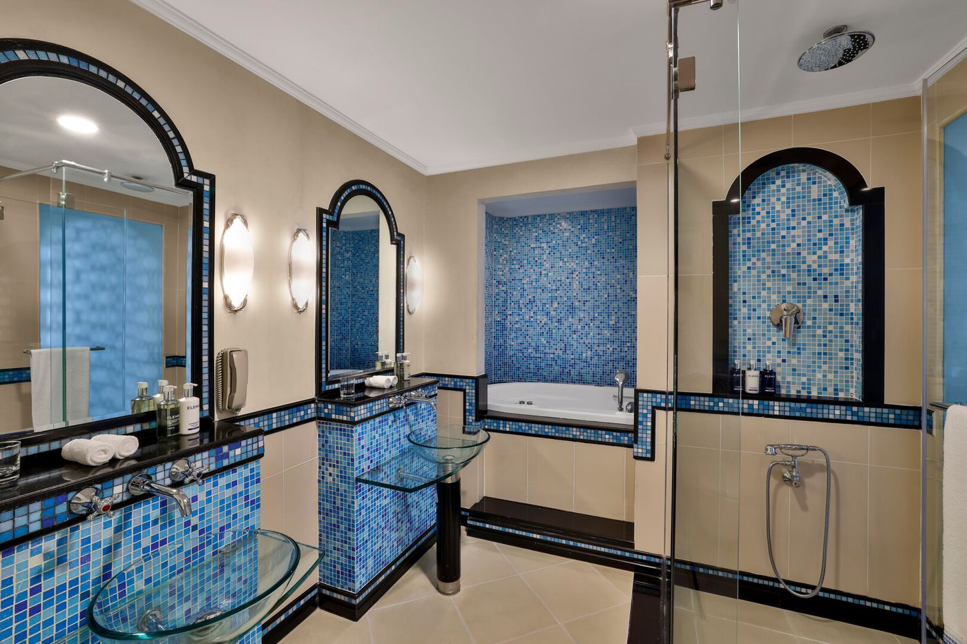 Al Habtoor Grand Resort 28.08