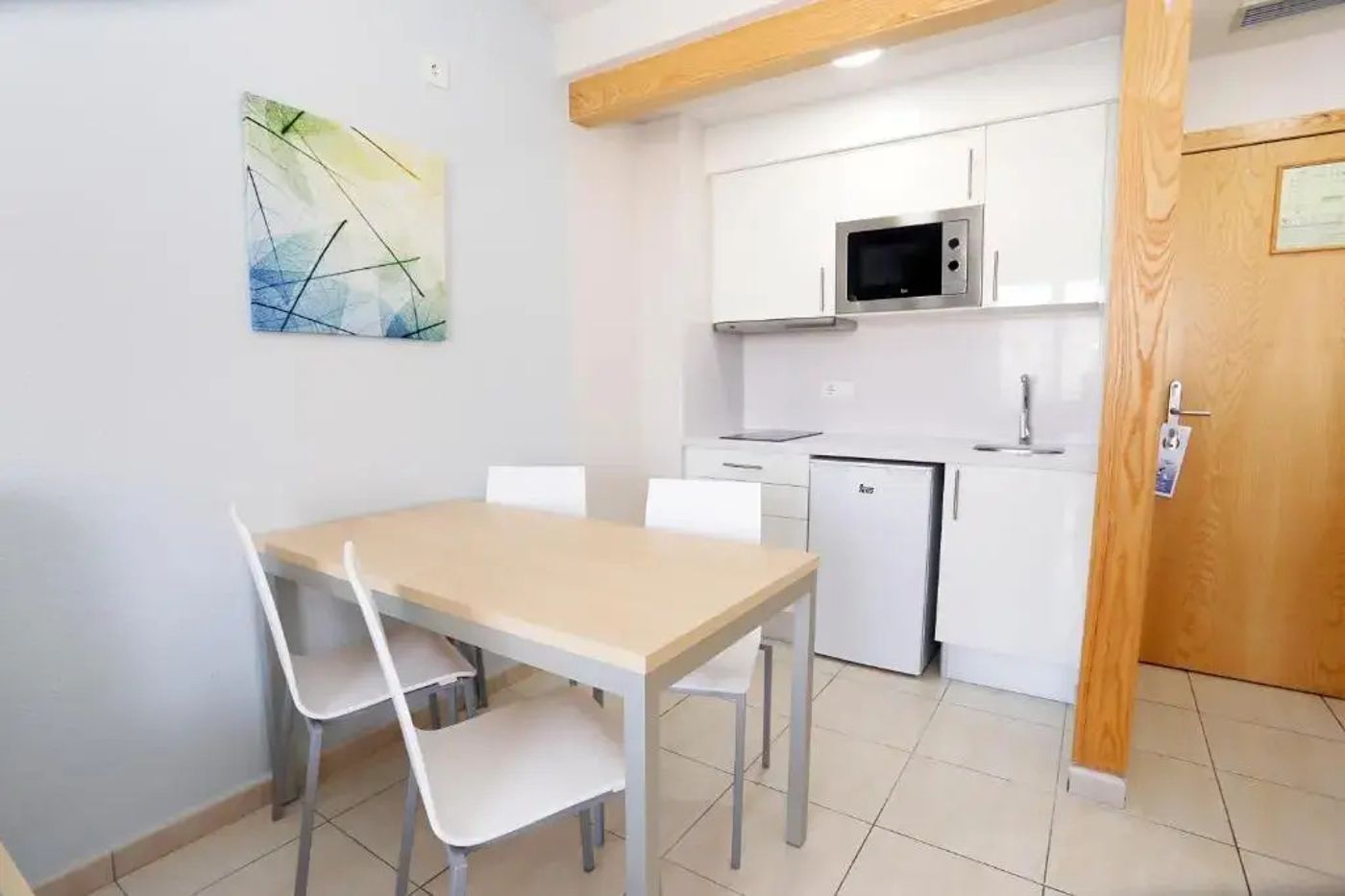 Andorra Hotel and Apartments - 300CD24E9988BD3EFB64B75BBF12696CC0F9F503