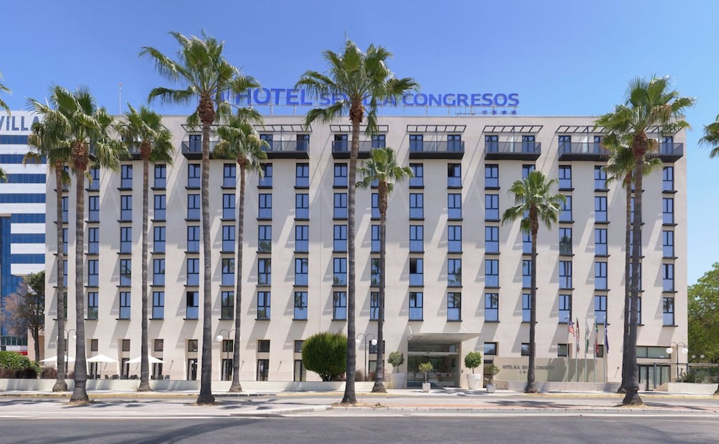 expedia-3163829-3