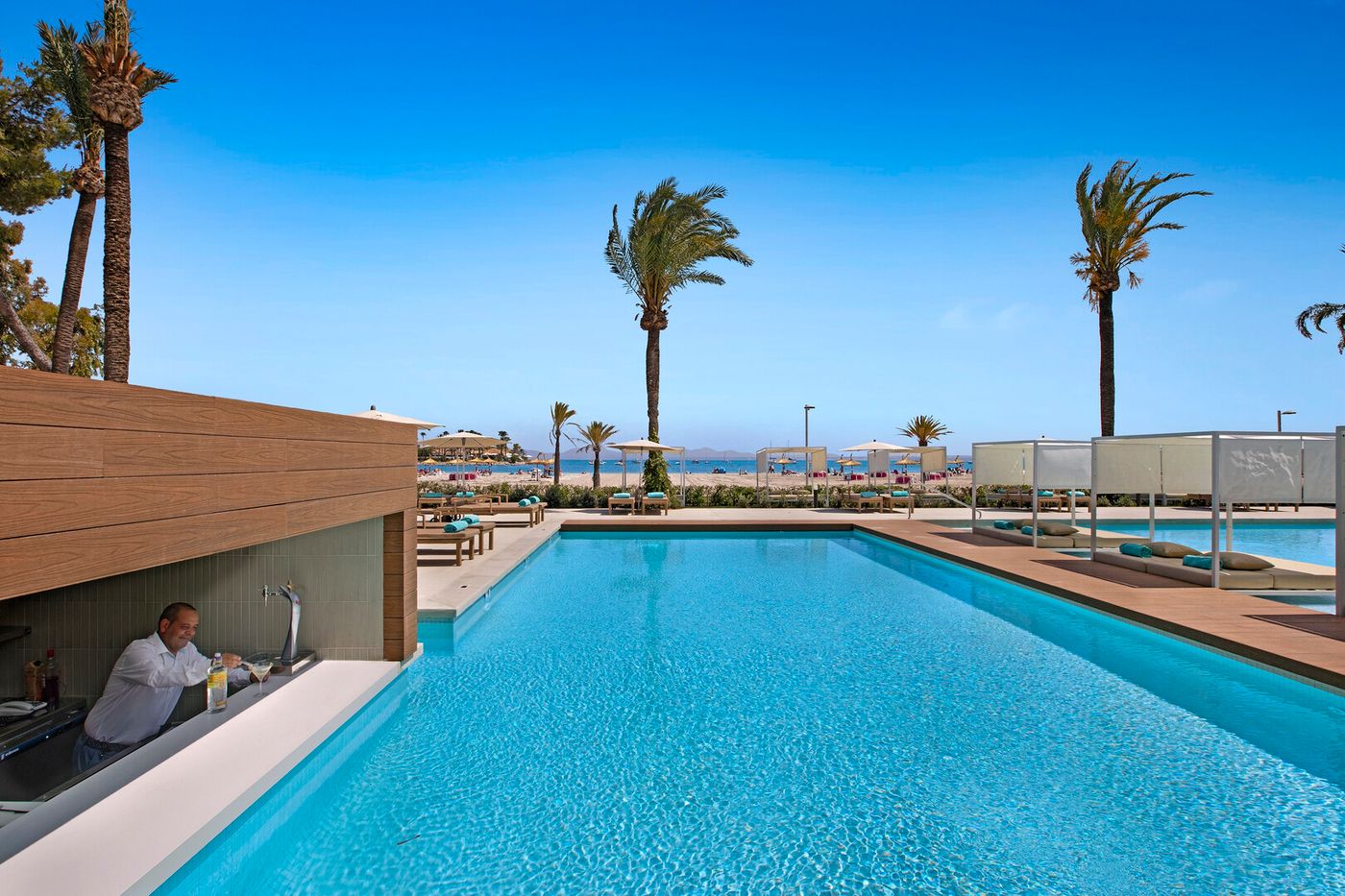 Viva Golf - Adults Only 18+