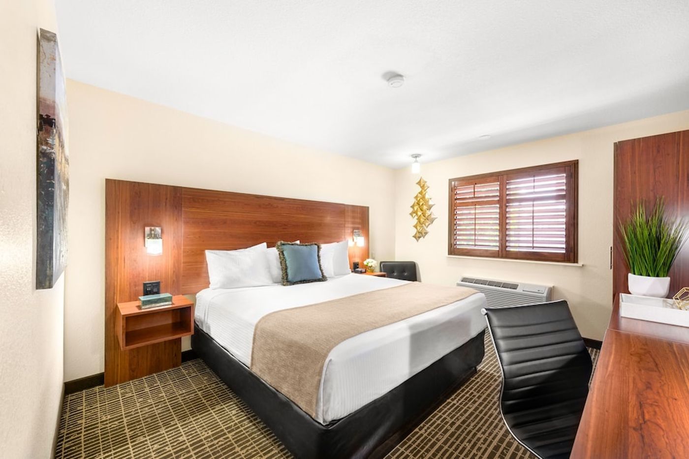 expedia-3158269-25
