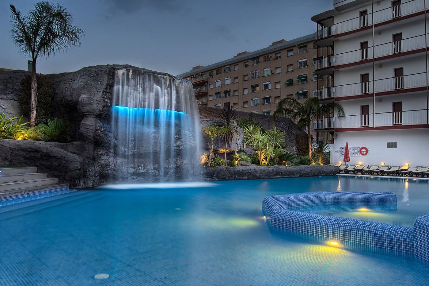 Hotel Papi Blau