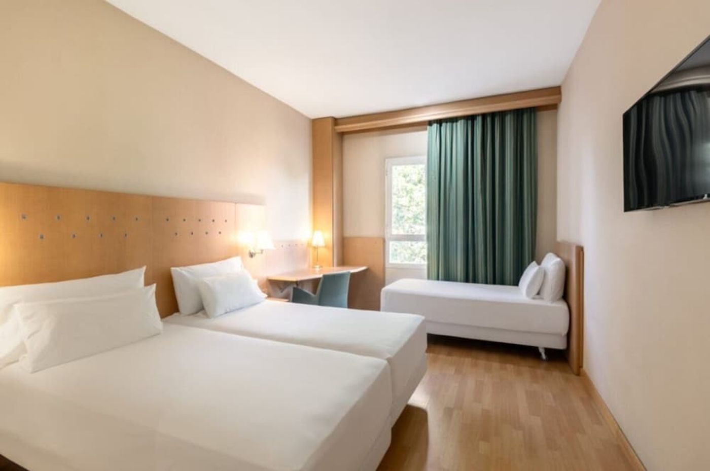 expedia-3160891-7